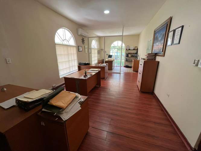 Diablo. 994mts 3r 3.5b cbe den patio $550,000.00neg