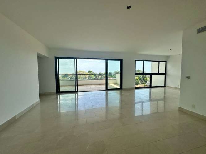 La Caleta. 275mts 3r 3.5b den $745,000.00