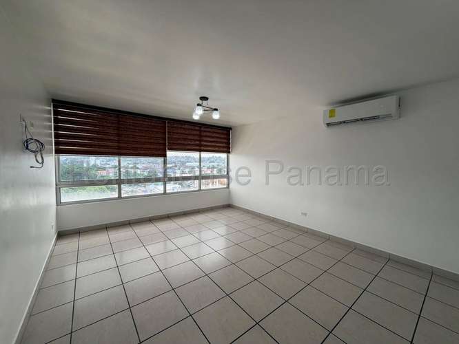 Alquiler de apartamento en PH Lefevre 75, con linea blanca 27LGG2424 