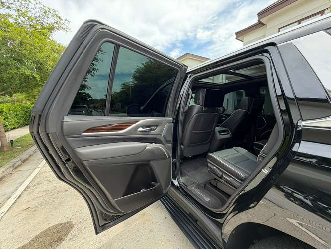 2021 CADILLAC ESCALADE 600 KILOMETROS - Imagen 9