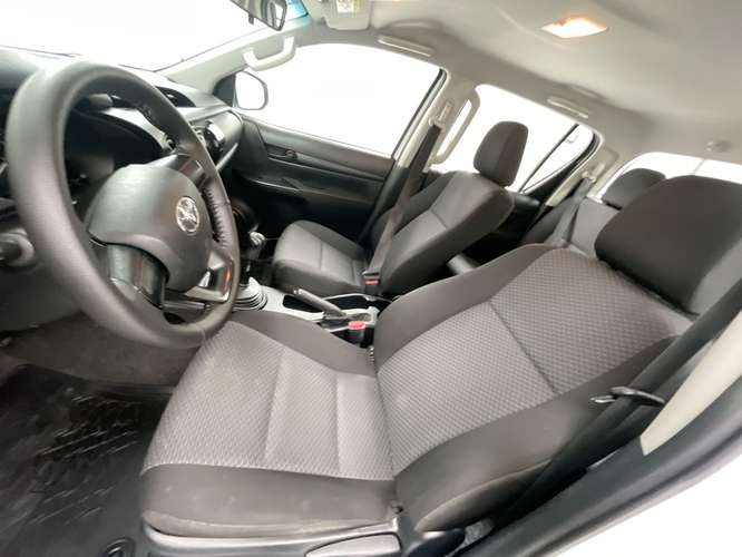 TOYOTA HILUX - 2024 - PPHX - Automarket - Imagen 5