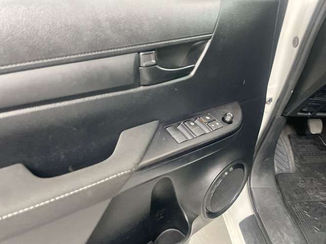 TOYOTA HILUX - 2024 - PPHX - Automarket - Imagen 4