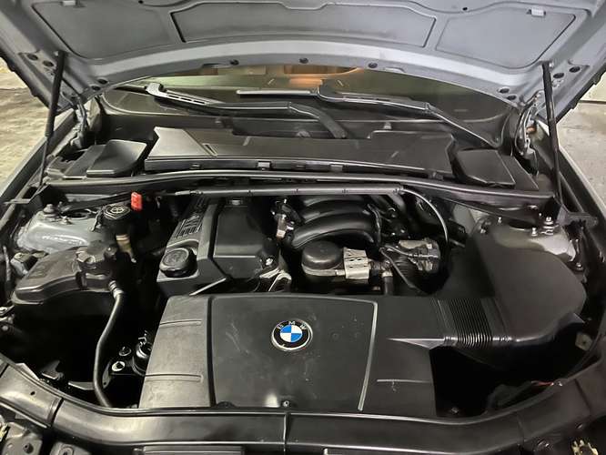  ¡VENDO  BMW 318i 2008! Con  94000 km 