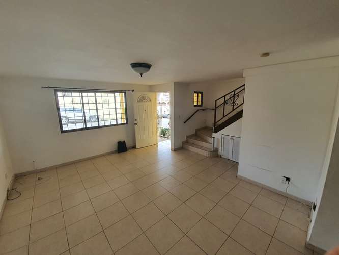 ALQUILER CASA DUPLEX VILLALUCRE 3 RECAMARAS 2.5 BAÑOS 2 PARKING 