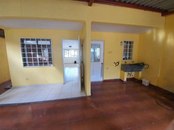 ALQUILER CASA DUPLEX VILLALUCRE 3 RECAMARAS 2.5 BAÑOS 2 PARKING 