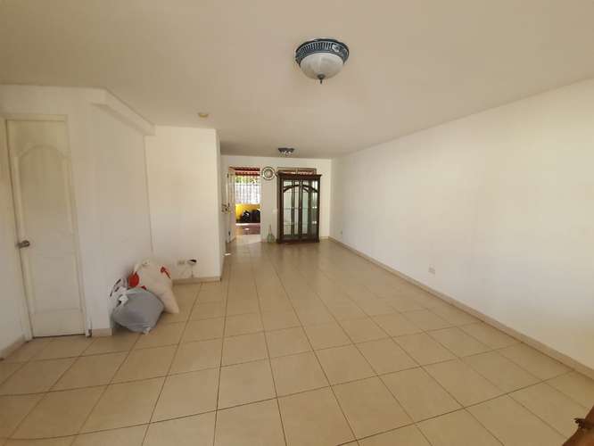 ALQUILER CASA DUPLEX VILLALUCRE 3 RECAMARAS 2.5 BAÑOS 2 PARKING 