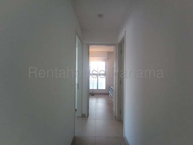 Alquiler de Apartamento en Bellavista - Imagen 17