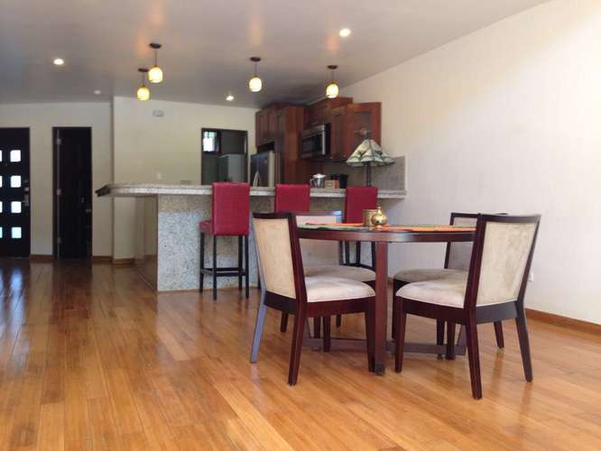 Alquilo apartamento en Clayton, Embassy Club, amoblado, 1 recama, 180m2, Tipo Loft. - Imagen 7