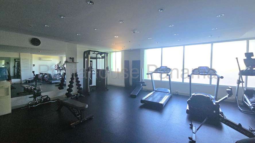 Se Vende Apartamento en Condado del Rey LA27-3039