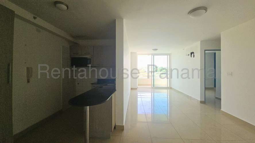 Se Vende Apartamento en Condado del Rey LA27-3039