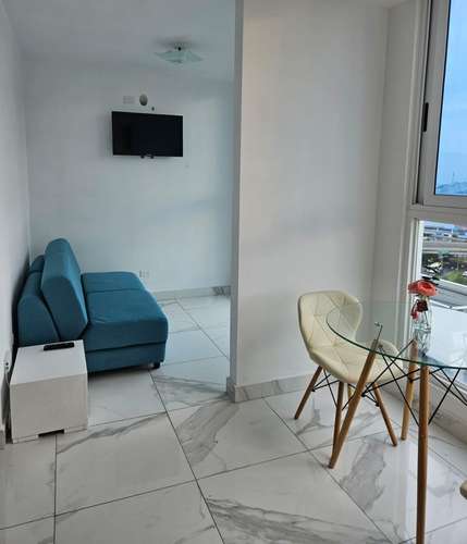 APARTAMENTO A 1 CUADRA DE AVENIDA BALBOA