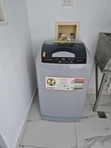 APARTAMENTO A 1 CUADRA DE AVENIDA BALBOA