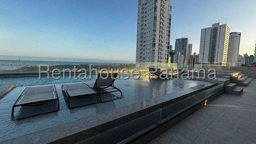 Alquiler de apartamento en Coco del Mar ELP 27-3010
