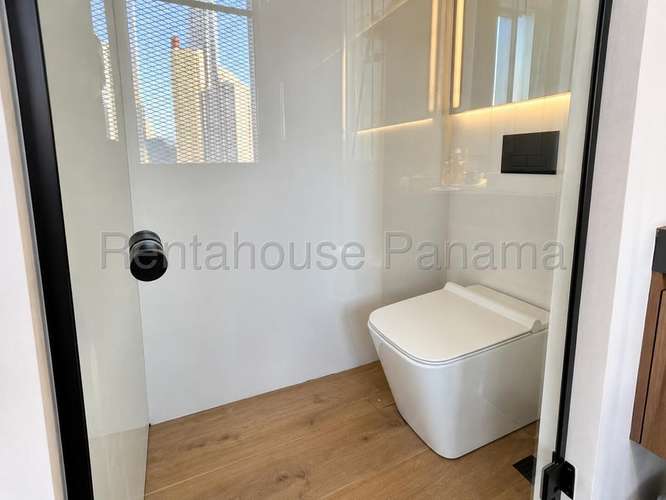 Apartamento moderno de 1 dormitorio en Panamá Provincia con vista al mar y piscina