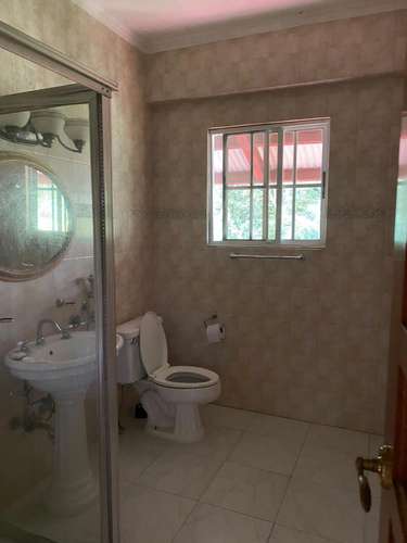 NC90 SE VENDE AMPLIA Y ESPECTACULAR CASA ADOSADA CON PISCINA EN ALBROOK - Imagen 8