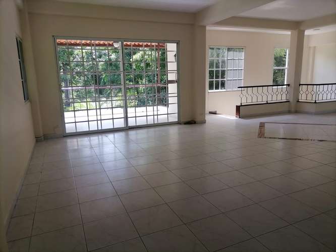 NC90 SE VENDE AMPLIA Y ESPECTACULAR CASA ADOSADA CON PISCINA EN ALBROOK - Imagen 9