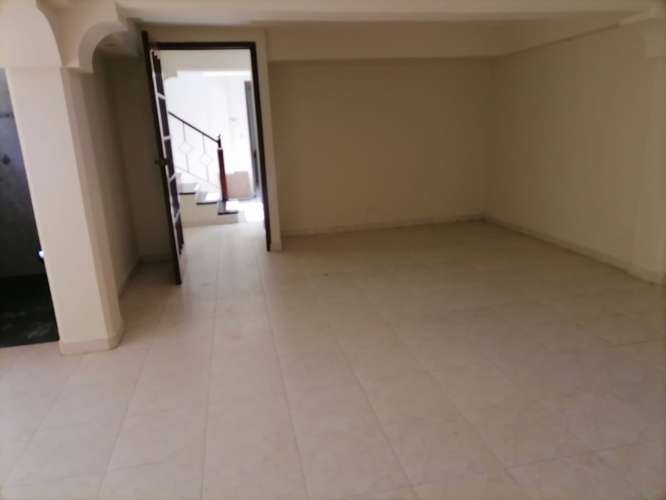 NC90 SE VENDE AMPLIA Y ESPECTACULAR CASA ADOSADA CON PISCINA EN ALBROOK - Imagen 11