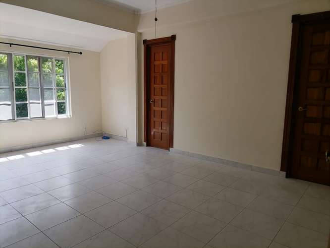 NC90 SE VENDE AMPLIA Y ESPECTACULAR CASA ADOSADA CON PISCINA EN ALBROOK - Imagen 6