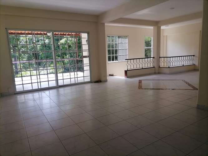 NC90 SE VENDE AMPLIA Y ESPECTACULAR CASA ADOSADA CON PISCINA EN ALBROOK - Imagen 13