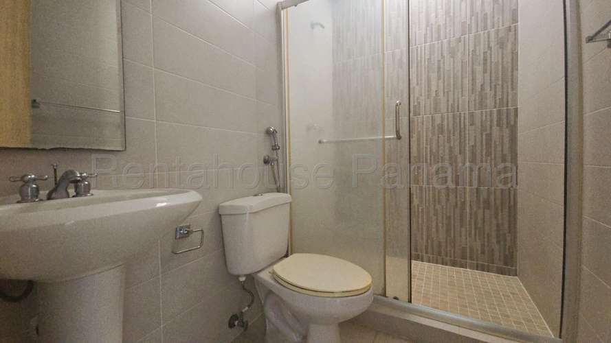 Venta de Casa en Brisas Del Golf Victoria NS