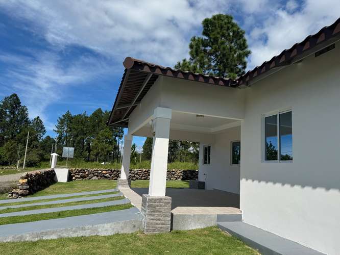 VENDO CASA POR ESTRENAR ALTO BOQUETE