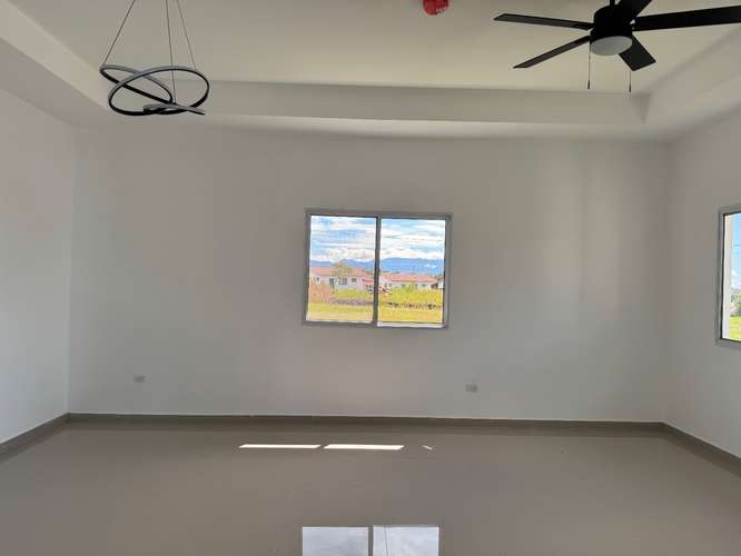 VENDO CASA POR ESTRENAR ALTO BOQUETE