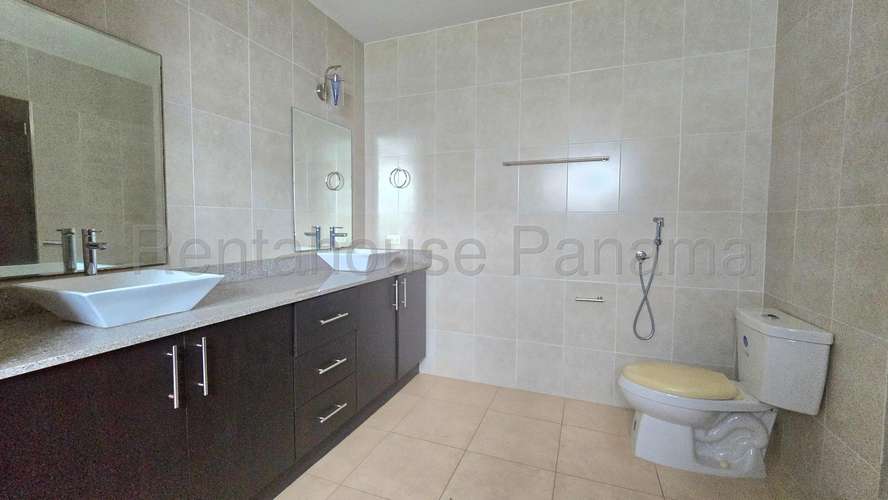 Venta de Casa en Brisas Del Golf Villa Alta NS