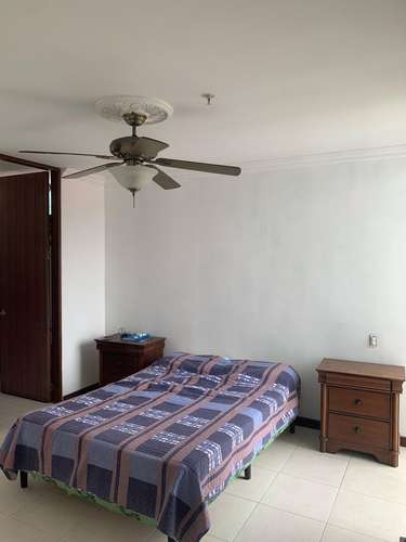 NC126 VENDO AMPLIO APARTAMENTO EN EL BOSQUE - Imagen 3