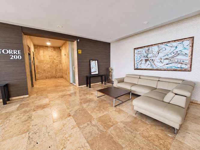 APARTAMENTO AMOBLADO EN ALQUILER EN PH MONT ROYAL EL CANGREJO – 135 m² VV