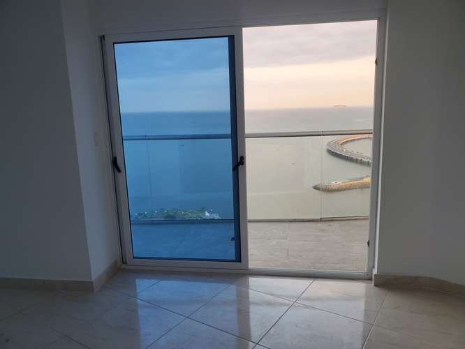 ESTRENE APARTAMENTO DE LUJO  FRENTE AL MAR - Imagen 3