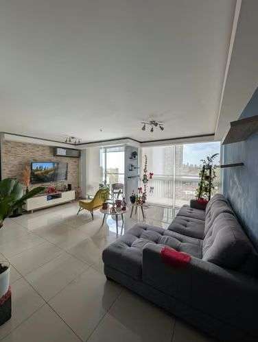 Venta de Apartamento en PH ALTAVISTA TOWERS - El Bosque - C.J.