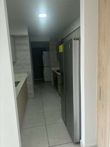 C400J SE ALQUILA AMPLIO APARTAMENTO CON LINEA BLANCA EN CONDADO DEL REY - Imagen 10