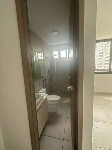 C400J SE ALQUILA AMPLIO APARTAMENTO CON LINEA BLANCA EN CONDADO DEL REY - Imagen 8