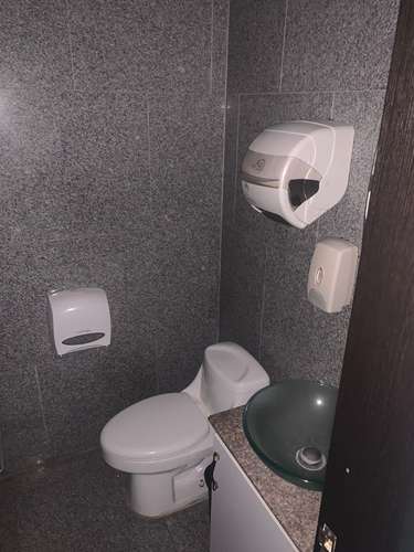 Alquilo, Oficina, 188mts,vista al mar, balcón, amoblada, 3 estacionamientos - Imagen 11