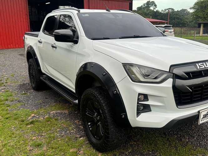 Isuzu DMAX 2022 LSE FULL EXTRA 