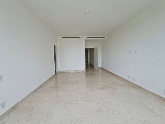 LAKE VIEW A ESTRENAR 470m2 entrega inmediata