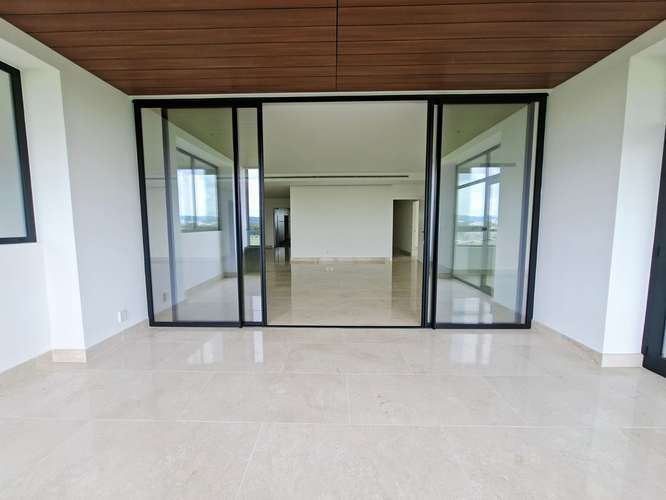 LAKE VIEW A ESTRENAR 470m2 entrega inmediata
