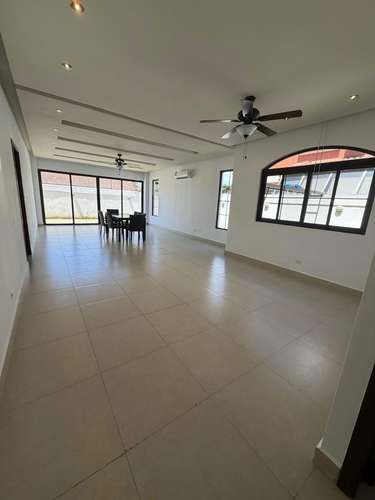 El Doral, Costa Sur · 4 rec · Jardín ampliado · 360 m² - Imagen 3