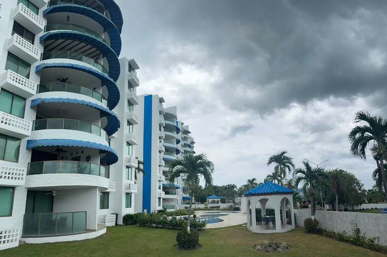 Venta Apto Playa Blanca PH Los Balcones