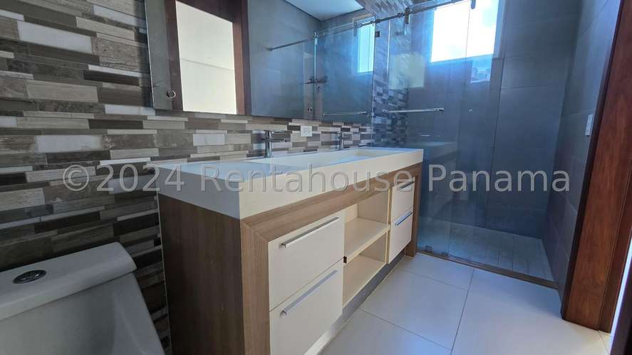 Apartamento en Venta en Marbella 27AECC3031 - Imagen 18