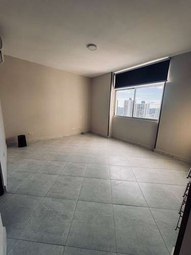 Alquiler de muy amplio Apartamento en el cangrejo - Imagen 15