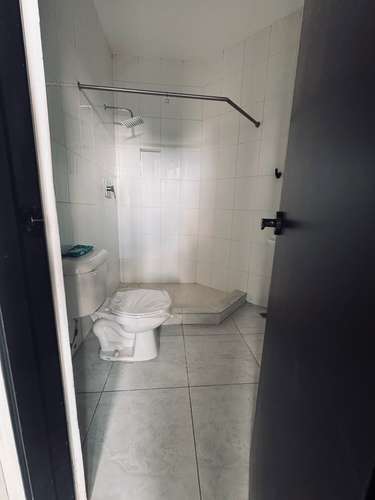 Alquiler de muy amplio Apartamento en el cangrejo - Imagen 6
