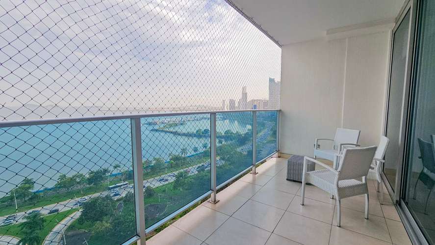 ALQUILER DE APARTAMENTO AMOBLADO EN AVENIDA BALBOA