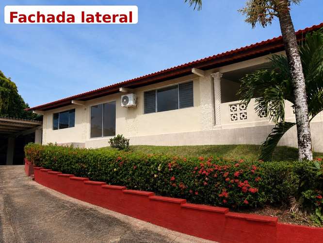 Casa Familiar