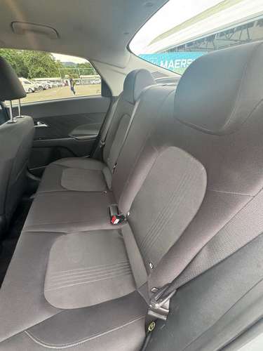 HYUNDAI ACCENT 2025 - Imagen 10