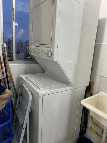 SE ALQUILA APARTAMENTO AMOBLADO EN PH MONTEMAR – SAN FRANCISCO  US$1,100 mensuales | 87 m² | Piso 26 | Se aceptan mascot
