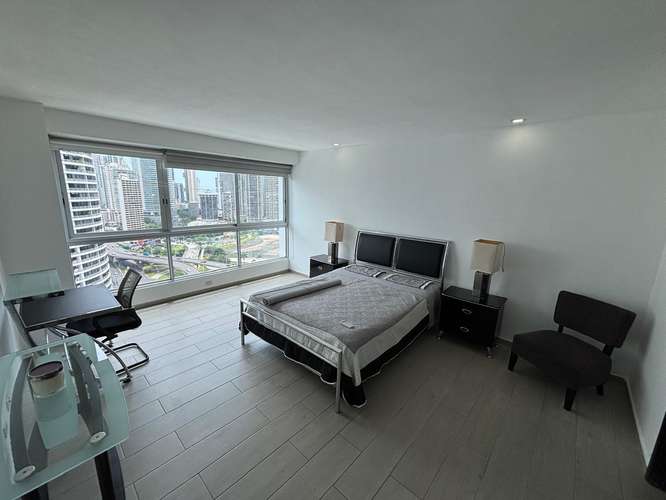  HERMOSO BAYFRONT AMOBLADO $1,350