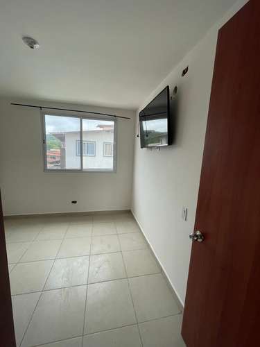 SE ALQUILA NUEVO ARRAIJAN CON GARITA - Imagen 3