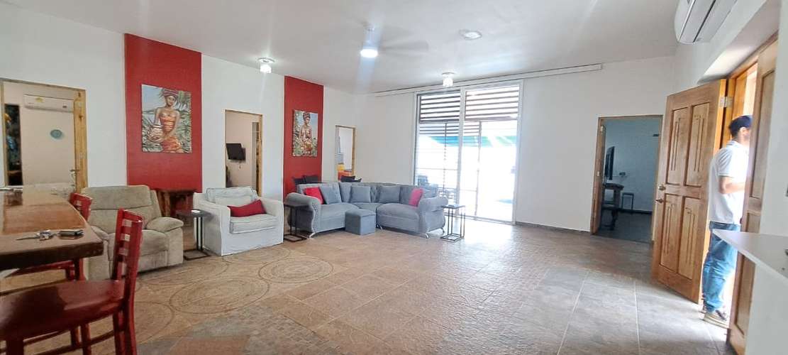 Casa de 4 Recámaras con Piscina Privada y Jacuzzi en San Carlos - Imagen 16