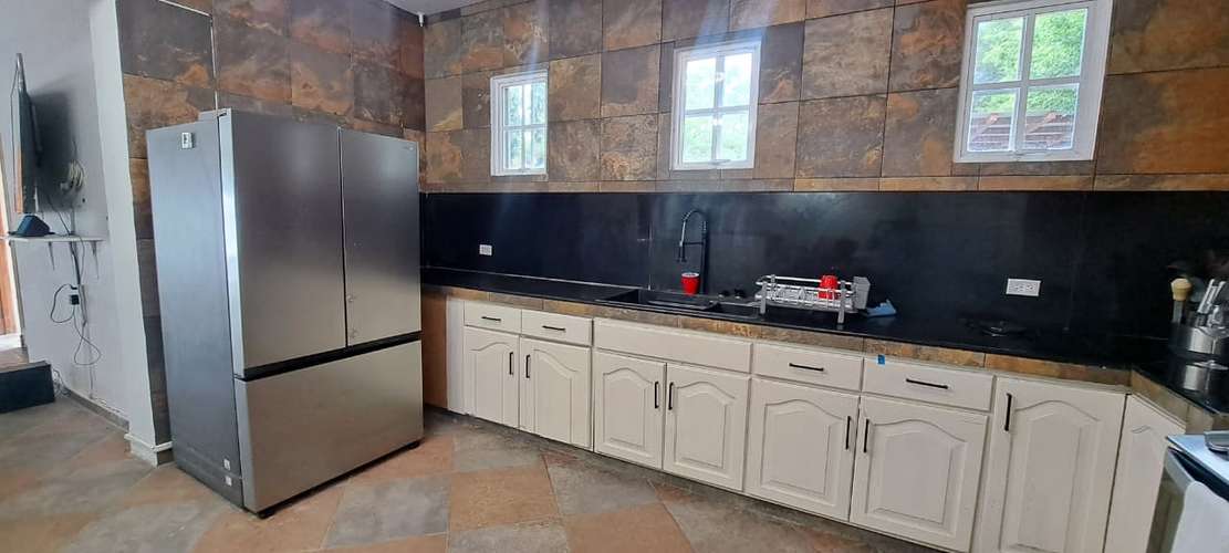 Casa de 4 Recámaras con Piscina Privada y Jacuzzi en San Carlos - Imagen 17